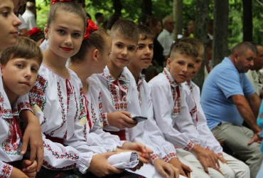 <a href="/gallery/1/222">Фестиваль пісні й танцю «В тіні дуба» (Молдова)</a>